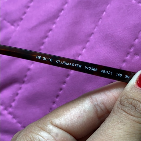 Ray-Ban Club Master( RB 3016) in Tortoiseshell. - Picture 5 of 10